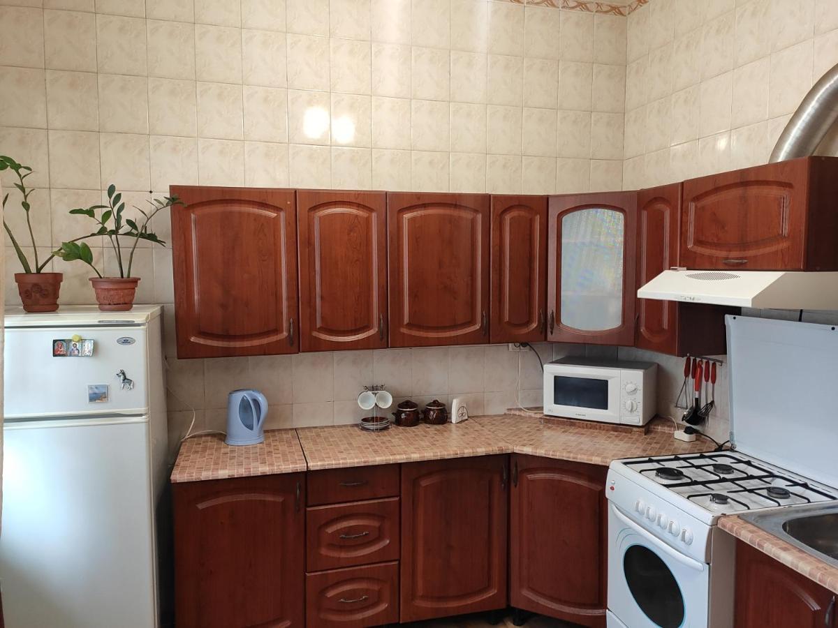 Holiday Home U Tetiany Камианец-Подилский Екстериор снимка